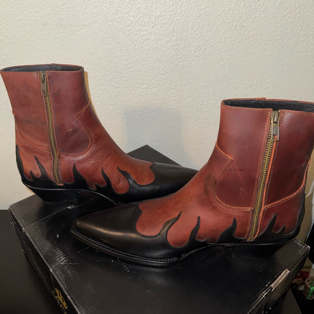 Brown and Black Western Cowboy Boots with Unique Design